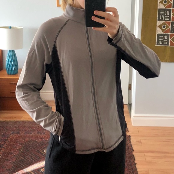 Roots Vintage Lightweight Full Zip 90s Track Jacket - Picture 2 of 2